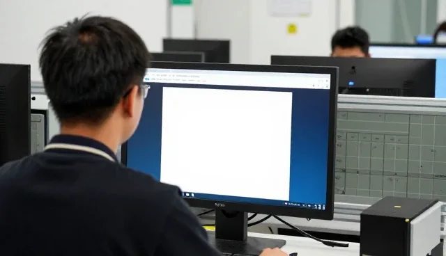 网络技术咨询：小程序商城开发在工业园区的应用要点